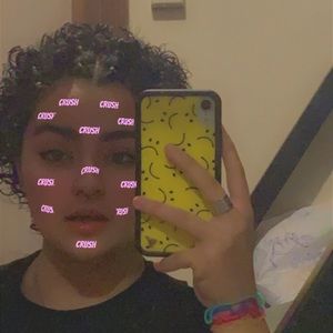 Meet your Posher, Gabriela